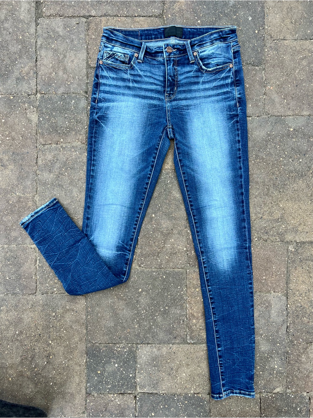 Buckle Midrise, Dark Skinny Jeans Size 27 X 30